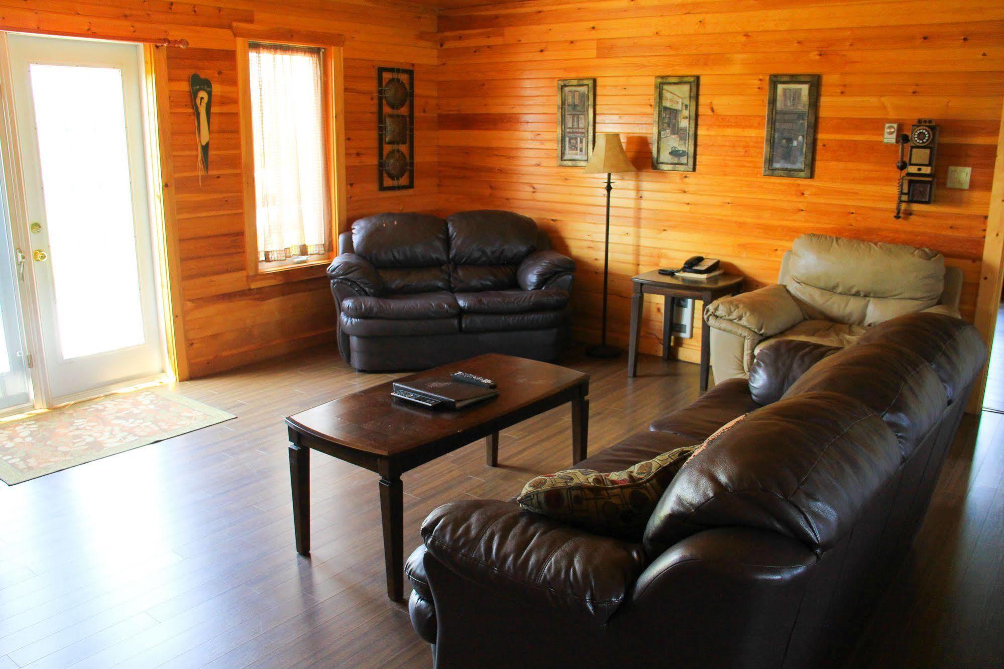 Swept Away Cottages Cavendish Extérieur photo