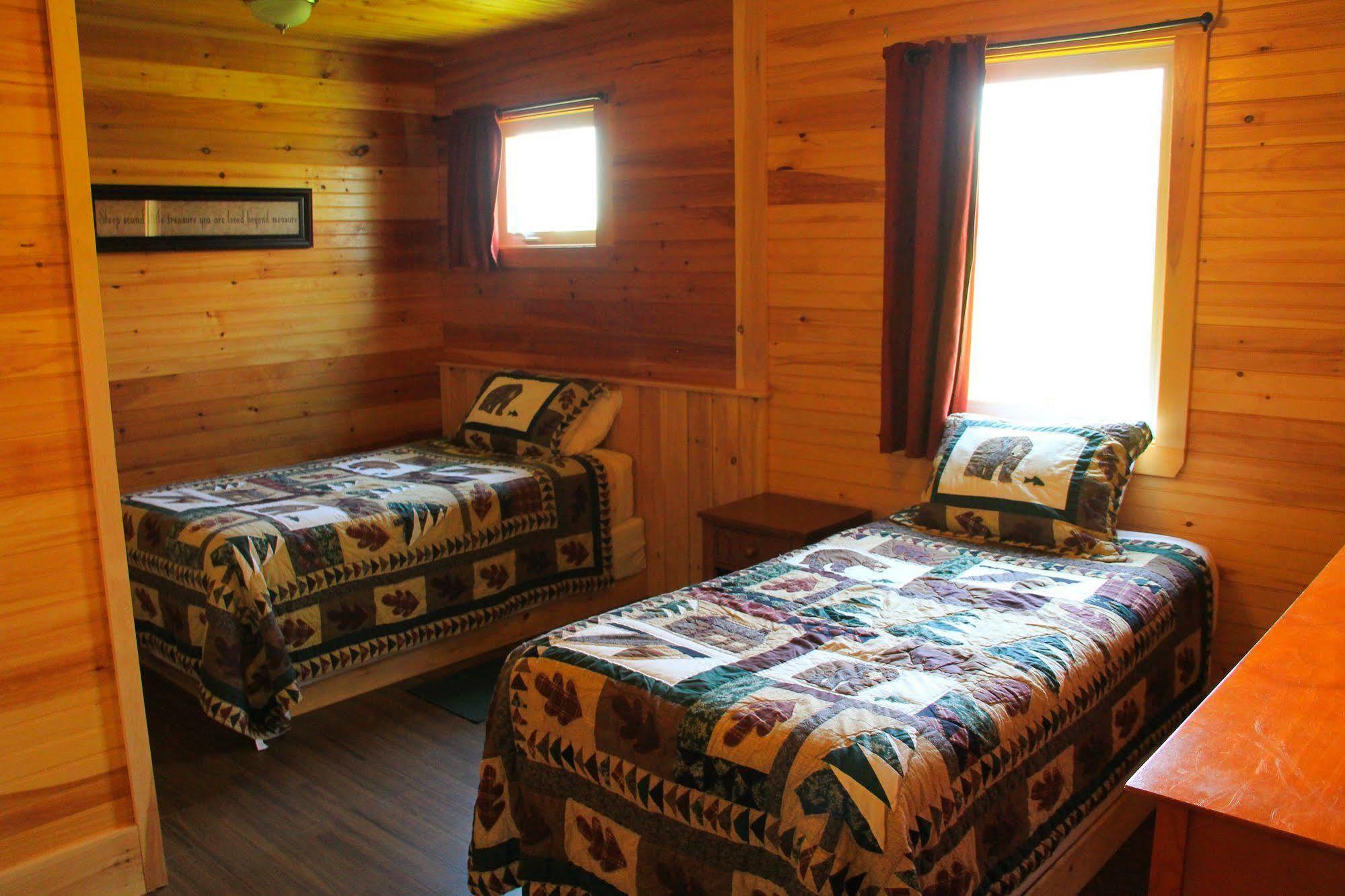 Swept Away Cottages Cavendish Extérieur photo