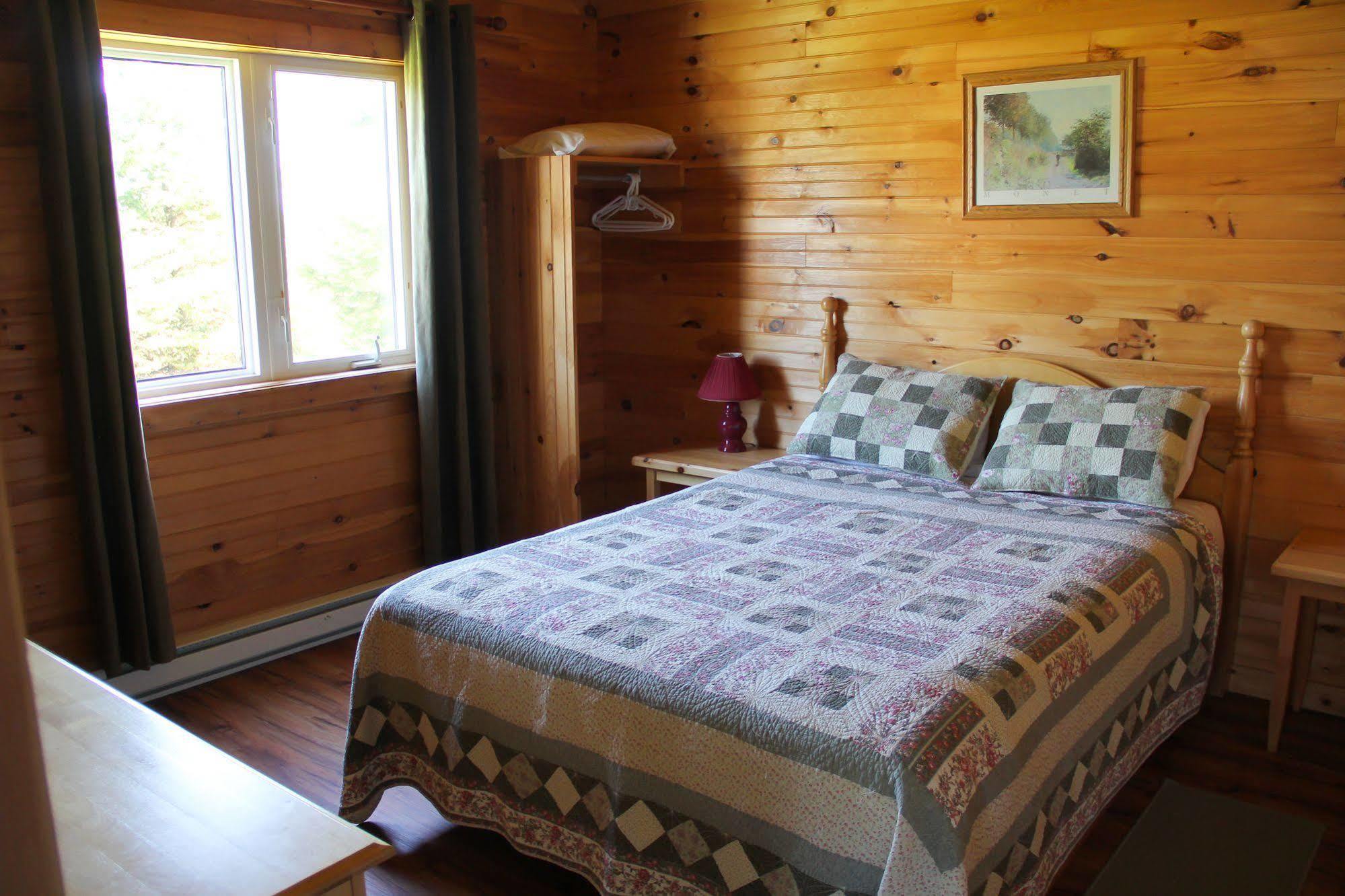 Swept Away Cottages Cavendish Extérieur photo
