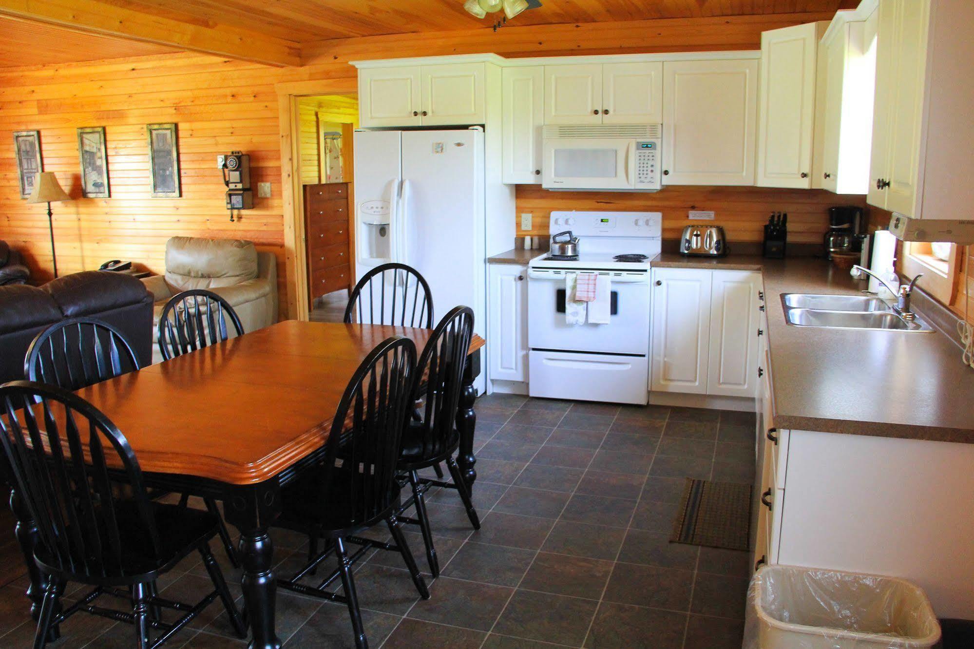 Swept Away Cottages Cavendish Extérieur photo